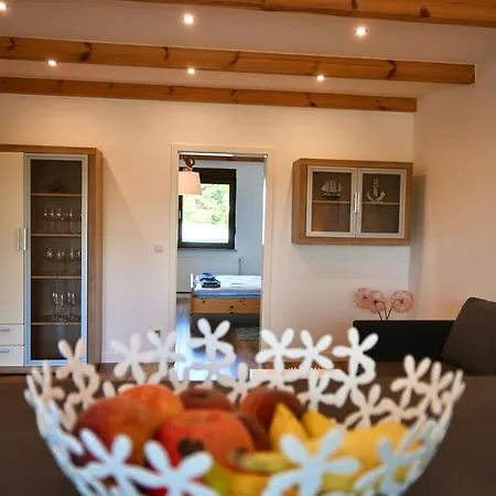 Ost Blick Nr8 * באבה