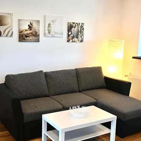 Ost Blick Nr8 * באבה